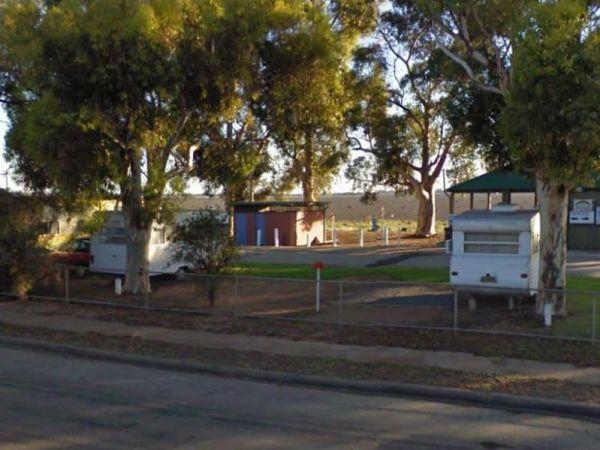 Lake Boga Caravan Park