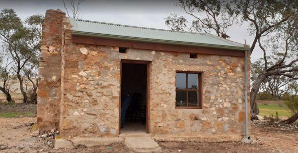 Tcharkulda Rock Rest Area