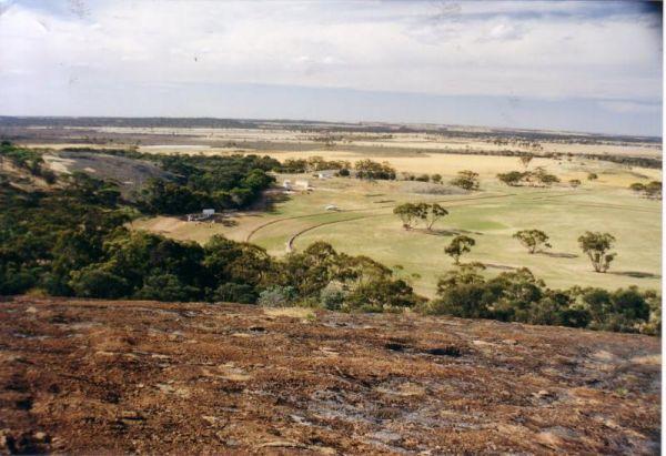 Jilakin Rock Picnic Area