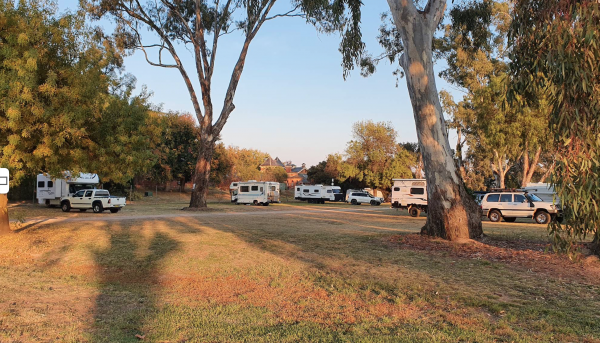 Benalla Showgrounds Caravan Park