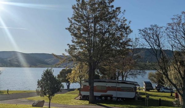 Lakeland's Caravan Park