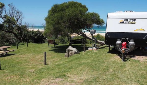 Lake Tyers Camp & Caravan Park