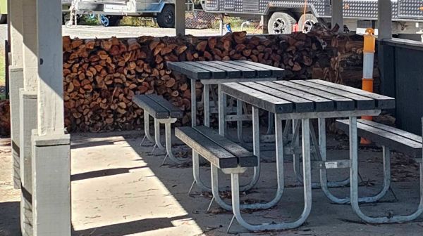 Akoonah Park Camping & Caravan Park