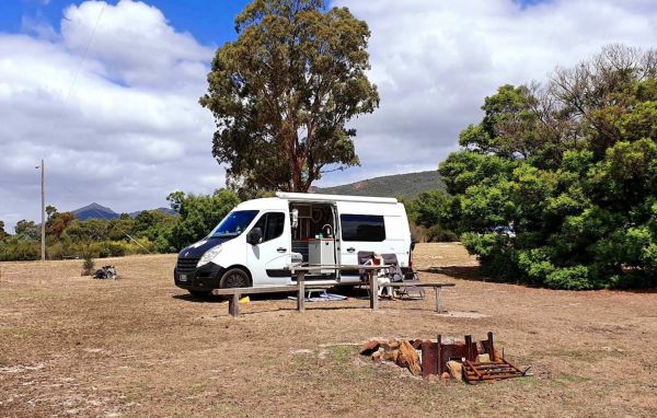 Grampians Old Man Emu Stay
