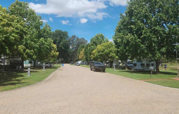 Kergunyah Caravan Park