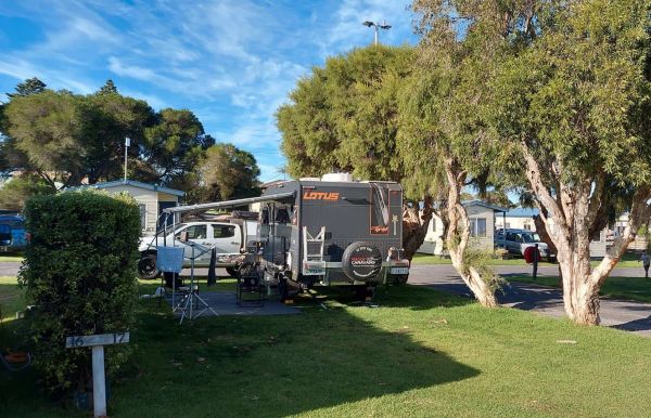 Marlo Caravan Park and Motel