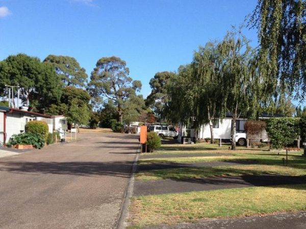 Apex Club Caravan Park - Leongatha