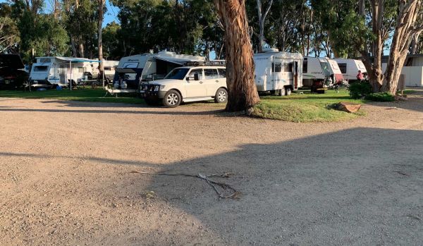 Lake King Waterfront Caravan Park