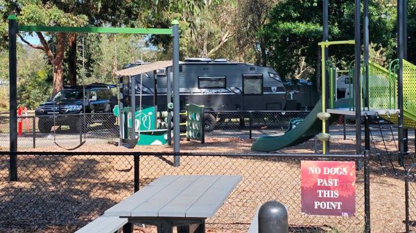 Akoonah Park Camping & Caravan Park