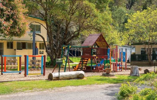 Bright Accommodation Park