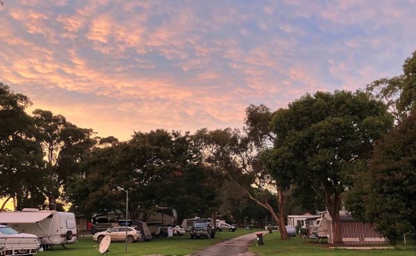 Moe Gardens Caravan Park