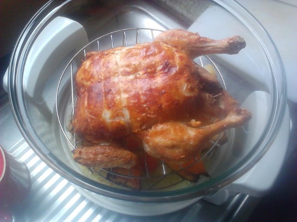 Roast_Chicken_in_Turbo_Cooker.jpg
